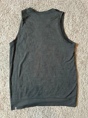 Lululemon Tank Top thumbnail 4
