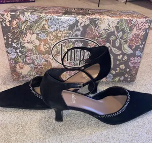 Impo Black Suede Kitten Heels 6B thumbnail 1