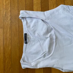 Zara white tank top thumbnail 5