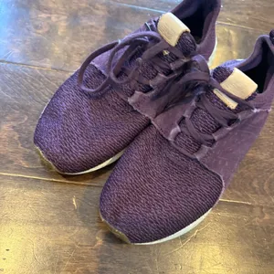 New Balance Fresh Foam Cruz in burgundy wine thumbnail 2