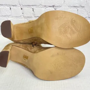 Free People Cecile Ankle Boots Suede Lace Up Side Block‎ Heel Tan Camel Size 41 thumbnail 8