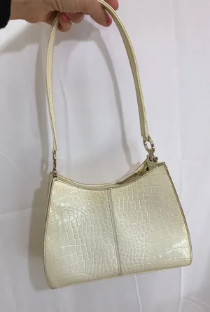 Liz Claiborne White Faux Alligator Skin Shoulder Bag thumbnail 3