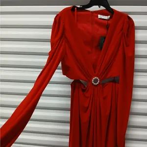 $398 Mac Duggal Ieena Formal Evening Gown Womens 10 Red Maxi Dress Wedding Party thumbnail 7