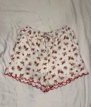 Blu Pepper Floral Scallop Top and Shorts thumbnail 5