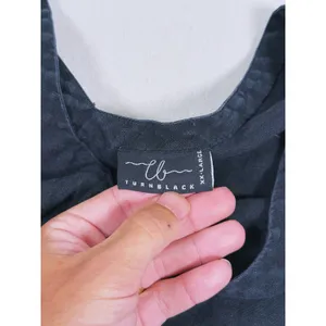 Turn Black Womens Linen Relaxed Crop Top XXL Black Minimal Organic Earthy Indie thumbnail 4