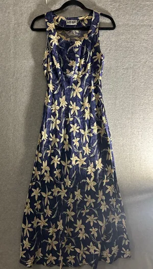Alyn Paige Midi Tank dress small blue floral‎ thumbnail 1