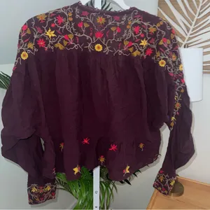 Free‎ People Ava Embroidered V-Neck Pullover Top M thumbnail 4