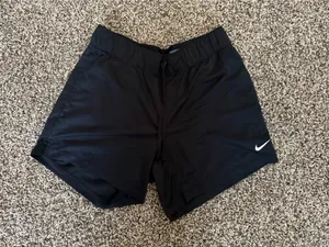 Nike Shorts thumbnail 1
