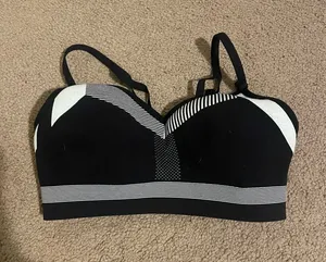 Nike Sports Bra thumbnail 1