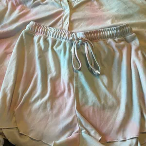 Pastel Tie thumbnail 1