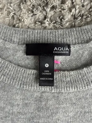 Aqua Bloomingdales Light Gray 100% Cashmere Sweater with Pink Accents Size Small thumbnail 2