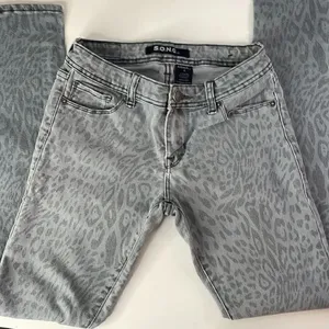 S.O.N.G. Leopard print jeans. Size 5. Blue thumbnail 2