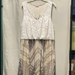 Live and let Live size XL maxi lace Asymmetrical hem thumbnail 4