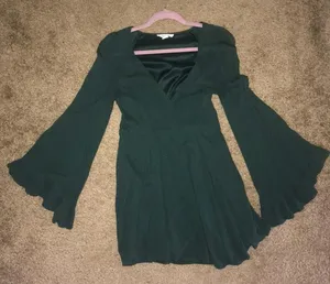 Green Dress thumbnail 1