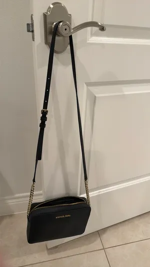 Michael Kors Purse Black Leather Crossbody thumbnail 2