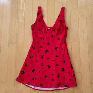Princess Polly Pennie Bias Red Floral Mini Dress thumbnail 2