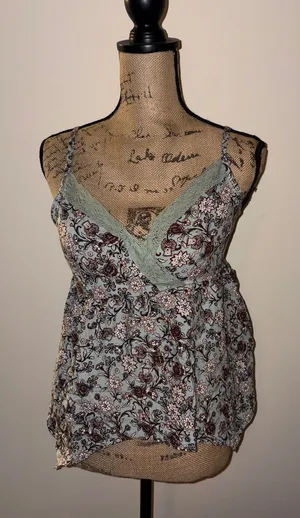 Floral Lace-Trim Camisole Tank Top in Sage Blue thumbnail 1