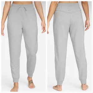Nike Yoga Dri-Fit 7/8 Fleece Joggers thumbnail 2
