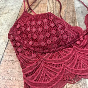 Auden Burgundy Red Floral Lace Lightly Lined Bralette Small Feminine thumbnail 2