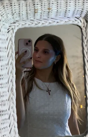 Princess Polly Cross Necklace thumbnail 3