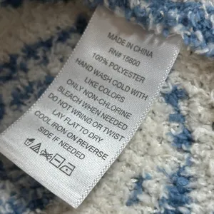 Berkley Jensen Blue White Nordic Floral Fleece Quarter Zip Pullover Small thumbnail 6