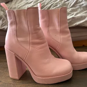 Steve Madden Pink Leather Triple platform Boots thumbnail 4