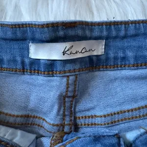 KanCan USA Size 4/27 Light Blue Distressed Jean Shorts thumbnail 3