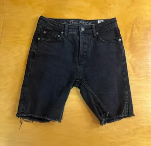 Free People We the Free Avery Washed Black High-Waisted Denim Bermuda Shorts 25 thumbnail 3