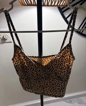 Leopard Print Spaghetti Strap Camisole thumbnail 1