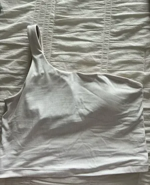 Lululemon Tank thumbnail 1