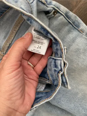 Bohme High Rise 90s Straight Leg Jeans Light Wash Stretch Denim Size 24 thumbnail 3