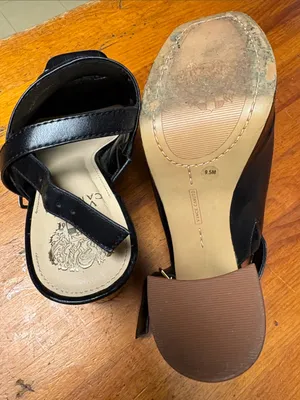 Vince Camuto Black Leather Slingback Block Heels with Croc-Textured Toe thumbnail 4