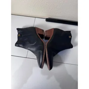 Tory Burch Leather Ankle Booties Women Size 8 Black Block Heel‎ Minimalist Chic thumbnail 4