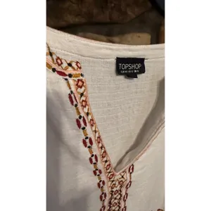 Topshop Ivory Embroidered Boho Peasant Blouse Babydoll Fringe Top US 12 thumbnail 5