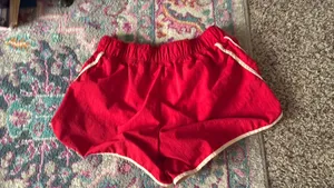 Old Navy Activewear Shorts thumbnail 2