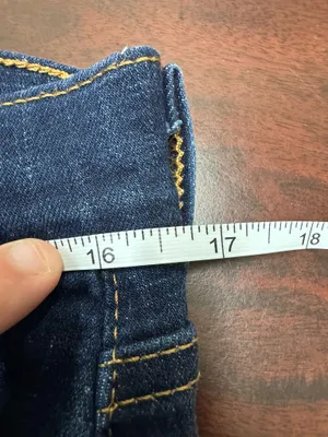 Levi’s Class Bootcut Dark Wash Jeans Size 6 thumbnail 6