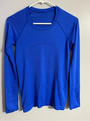 Lululemon Athletica Long-Sleeve Crew Top in Royal Blue Size 4 thumbnail 1