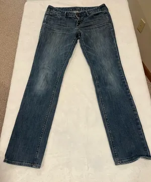 Express Straight Leg Jeans - Size 8R thumbnail 1