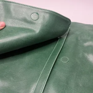 Matt & Nat Leia Vintage Shoulder Bag Emerald Green Vegan Leather Silver Clasp thumbnail 10