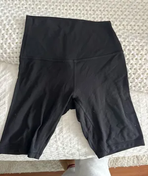 Lululemon Biker Align Shorts thumbnail 1