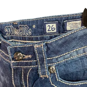 Miss Me Jeans Womens‎ Size 26 skinny cut Denim Embroidered Flower Pockets thumbnail 5