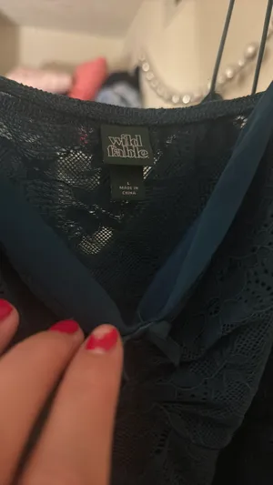 Wild Fable emerald green lace tank thumbnail 2