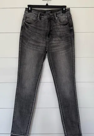 Judy Blue Women’s 7/28 Black Wash Skinny Fit Jeans thumbnail 1