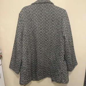 Leslie Fay Womens Medium Black‎ White Herringbone Tweed Button Front Coat Jacket thumbnail 5