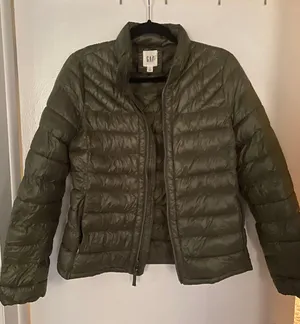 Gap Puffer Jacket thumbnail 1