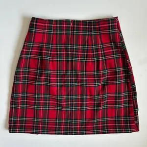 Brandy‎ Melville Red Plaid Cara Mini Skirt Side Slit High Waisted Tartan XS S thumbnail 4