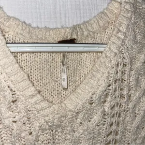 Free‎ People Cross My Heart Raw Hem Oversized V Neck Sweater Off White Size xs thumbnail 3