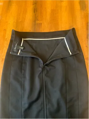 White House Black Market Pencil Skirt Size 6 Black thumbnail 7