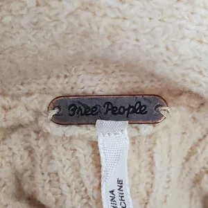 Free People Strawberry Fields Cream Knit Cowl‎ Neck Sweater Size S thumbnail 6