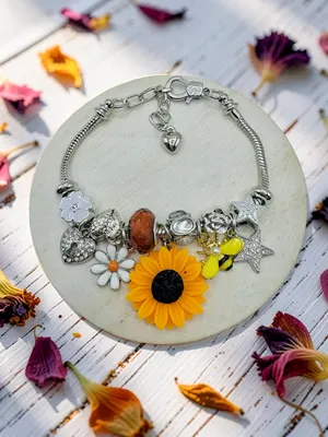 Sunflower & Bee Charm Bracelet – Silver Tone Floral Statement Bracelet thumbnail 2